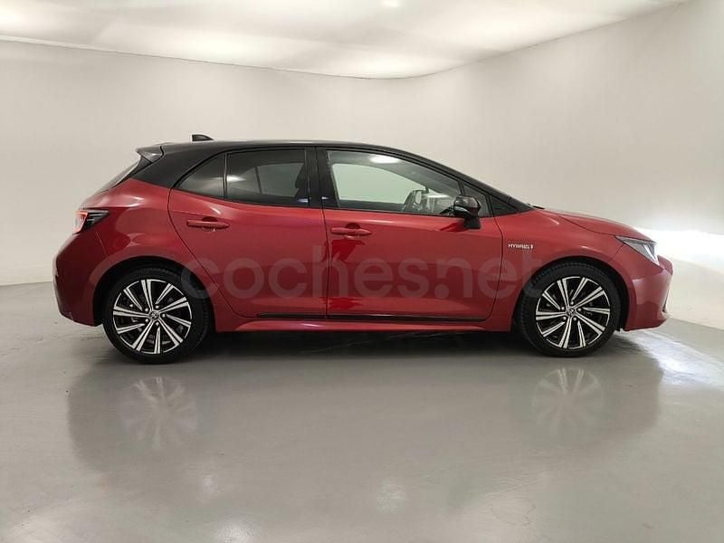 Usado Toyota Corolla Style 122 CV (89 kW) 2021 Granate Berlina