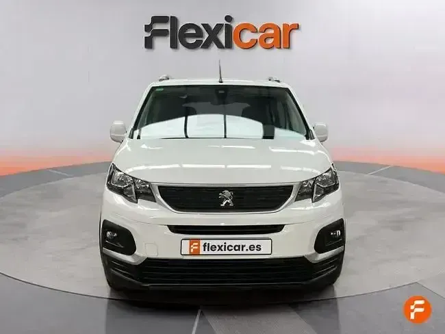 Usado Peugeot Rifter Active 130 CV (95 kW) 2020 Blanco Monovolumen