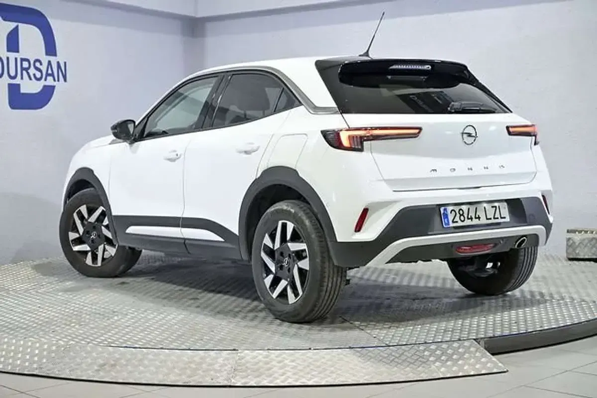 Usado Opel Mokka Business Elegance 110 CV (80 kW) 2022 Blanco SUV
