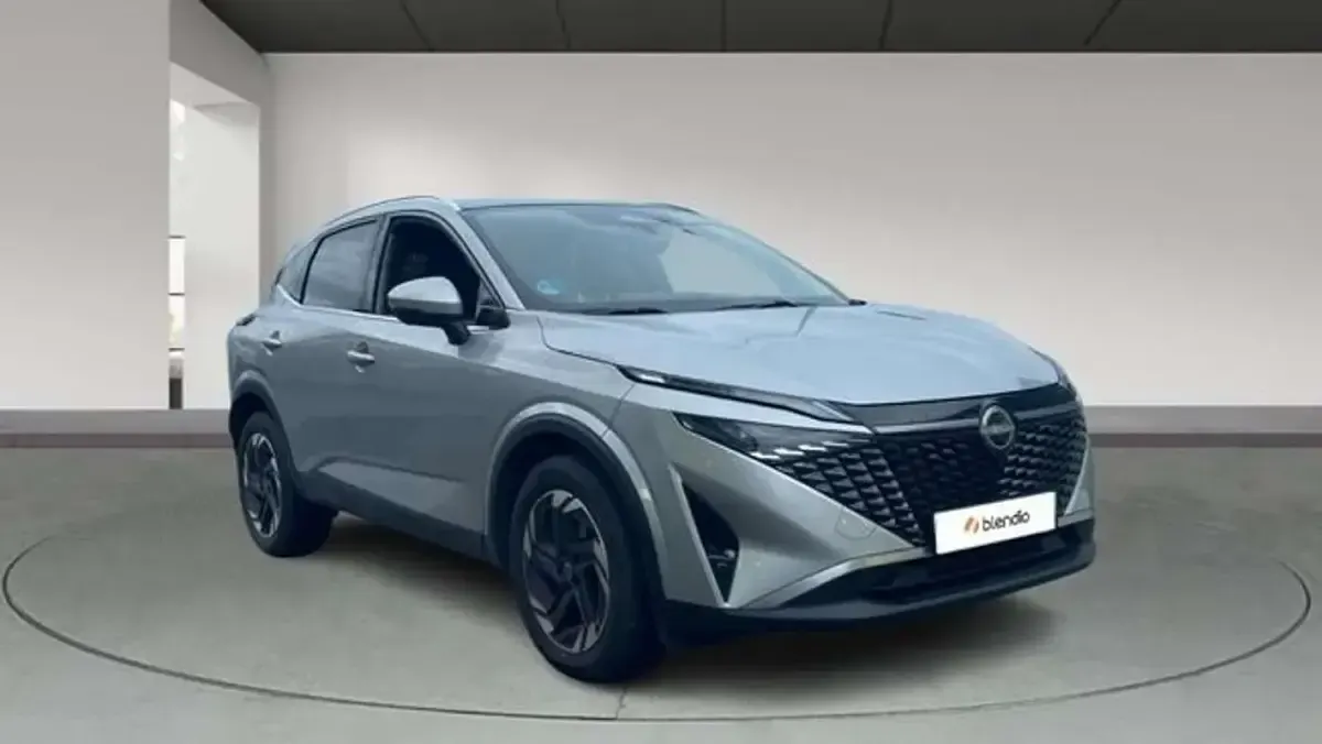 Usado Nissan Qashqai N-Connecta 140 CV (102 kW) 2024 Gris SUV
