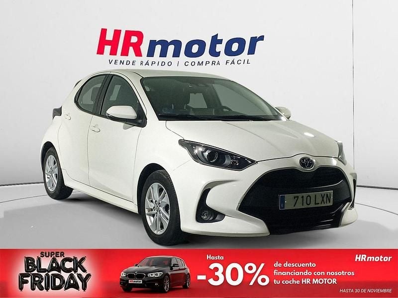 Blanco Usado 2022 Toyota Yaris Hybrid Business Edition Berlina | 17.890 € (Precio justo) - Imagen 1/4