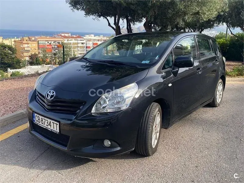 Usado Toyota Verso Advance 147 CV (108 kW) 2011 Negro Monovolumen