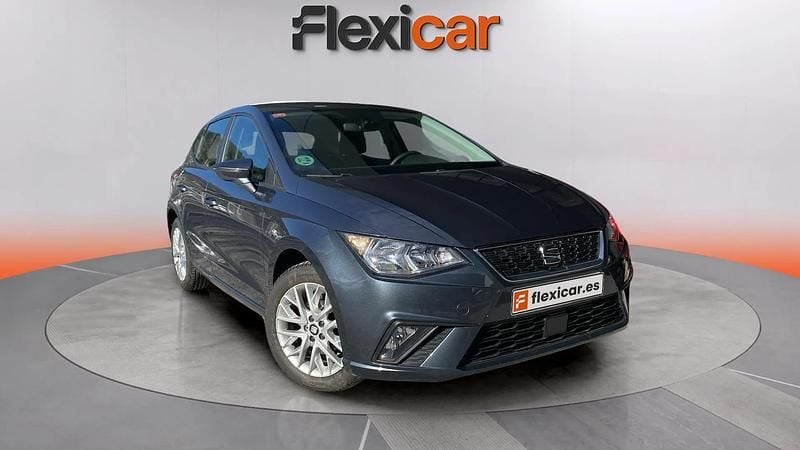 Usado Seat Ibiza Reference 75 CV (55 kW) 2019 Gris Utilitario