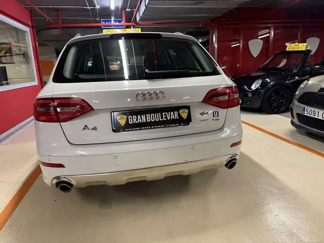 Usado Audi A4 Allroad Ambiente 245 CV (180 kW) 2014 Blanco Familiar