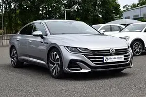 Usado VW Arteon R-line 150 CV (110 kW) 2021 Gris metalizado Berlina