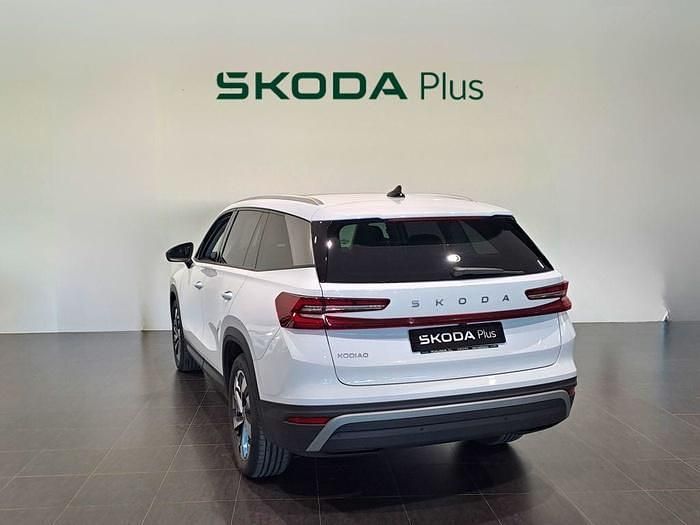 Usado Skoda Kodiaq 150 CV (110 kW) 2025 Blanco SUV