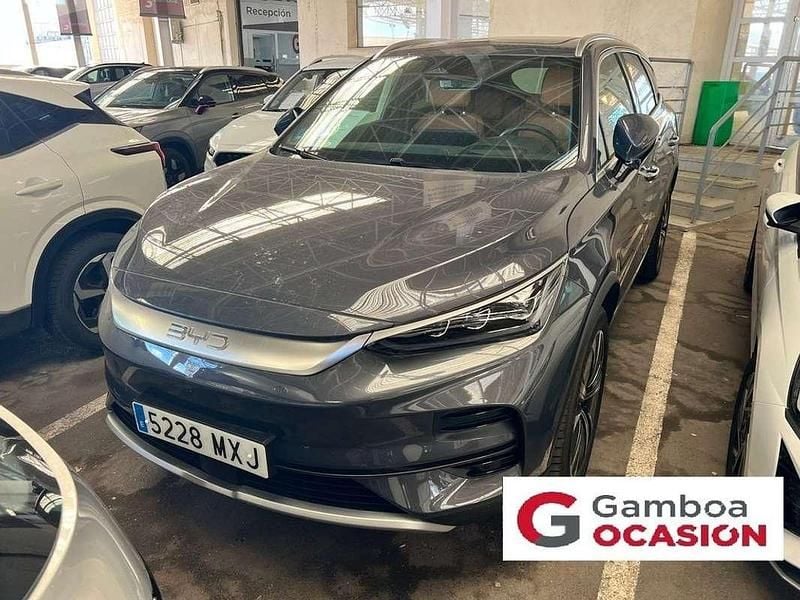 Usado BYD Tang 383 kW (522 CV) 2024 Gris SUV