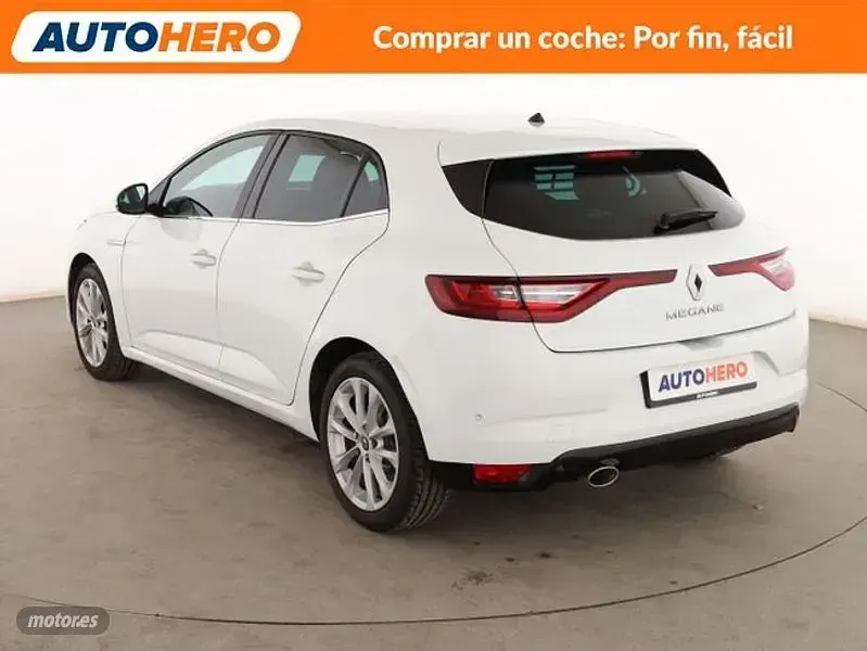 Usado Renault Mégane IV Zen 140 CV (102 kW) 2019 Blanco Berlina