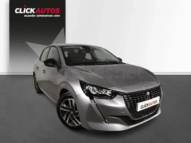 Usado Peugeot 208 Allure 100 CV (73 kW) 2023 Gris / plata Utilitario