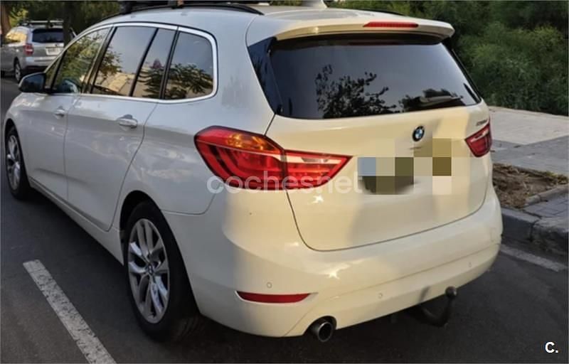 Usado BMW 218 150 CV (110 kW) 2016 Blanco Familiar