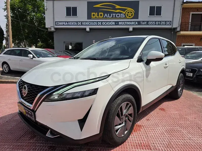 Usado Nissan Qashqai Acenta 140 CV (102 kW) 2022 Blanco SUV