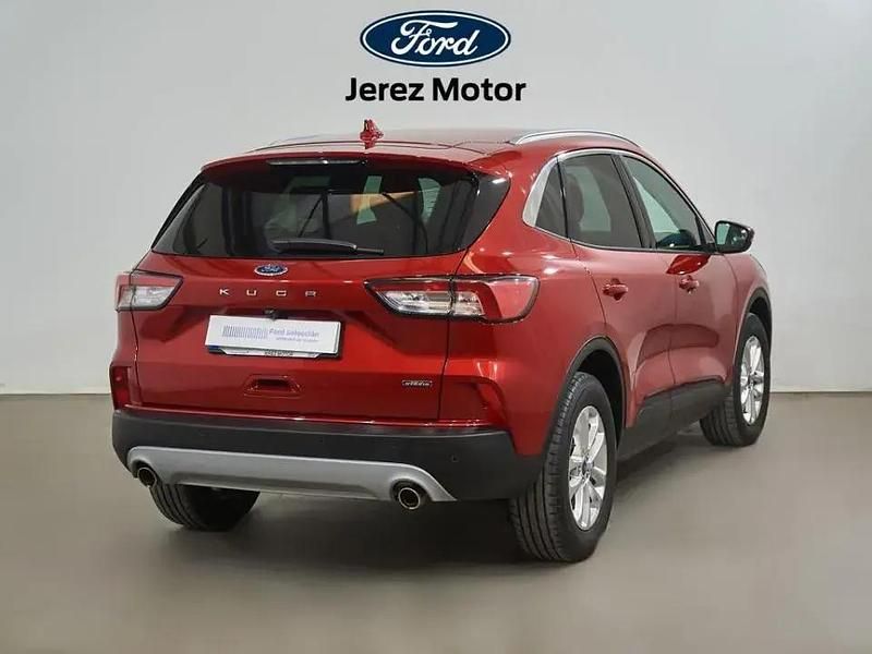 Usado Ford Kuga Titanium 225 HP (165 kW) 2022 Vermelho SUV