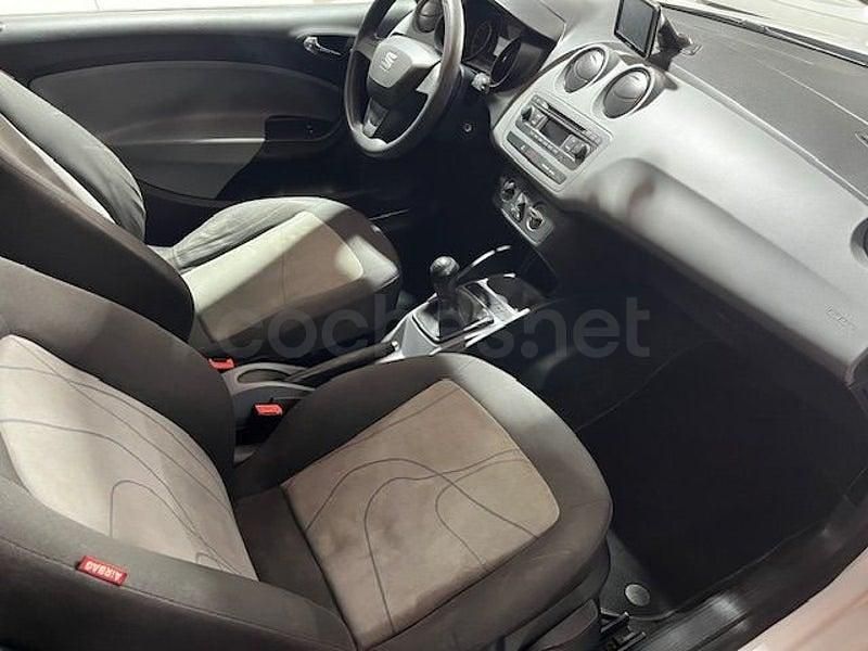 Usado Seat Ibiza SC Reference 70 CV (51 kW) 2014 Blanco Utilitario
