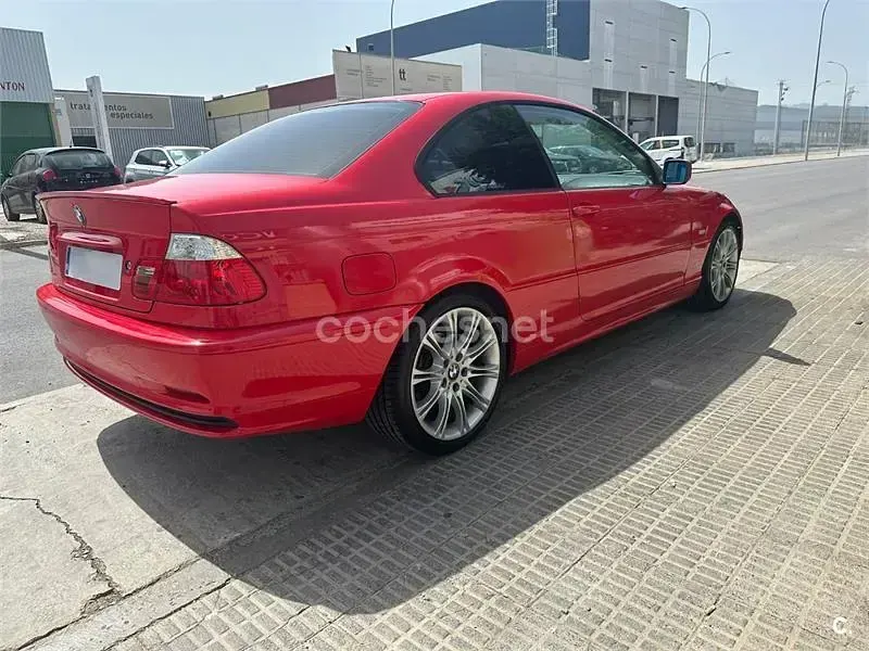 Usado BMW 318 118 CV (86 kW) 2001 Rojo Coupe