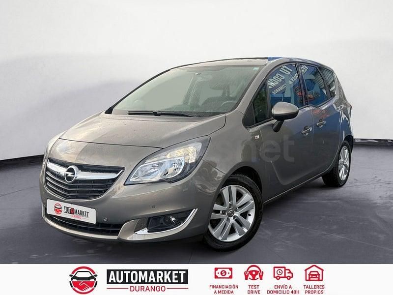 Usado Opel Meriva Excellence 140 CV (102 kW) 2015 Beige Monovolumen