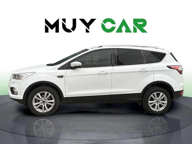 Usado Ford Kuga Trend+ 150 CV (110 kW) 2018 Blanco SUV