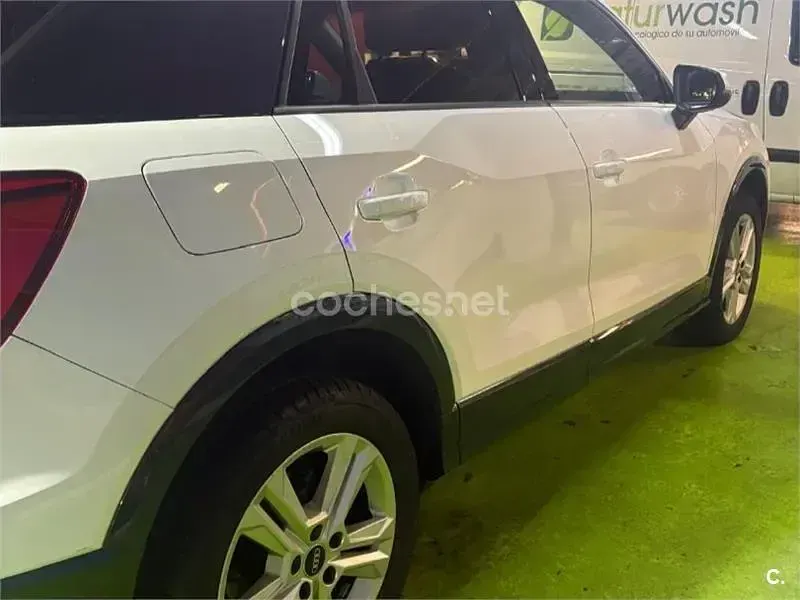 Usado Audi Q2 Advanced Plus 116 CV (85 kW) 2022 Blanco SUV