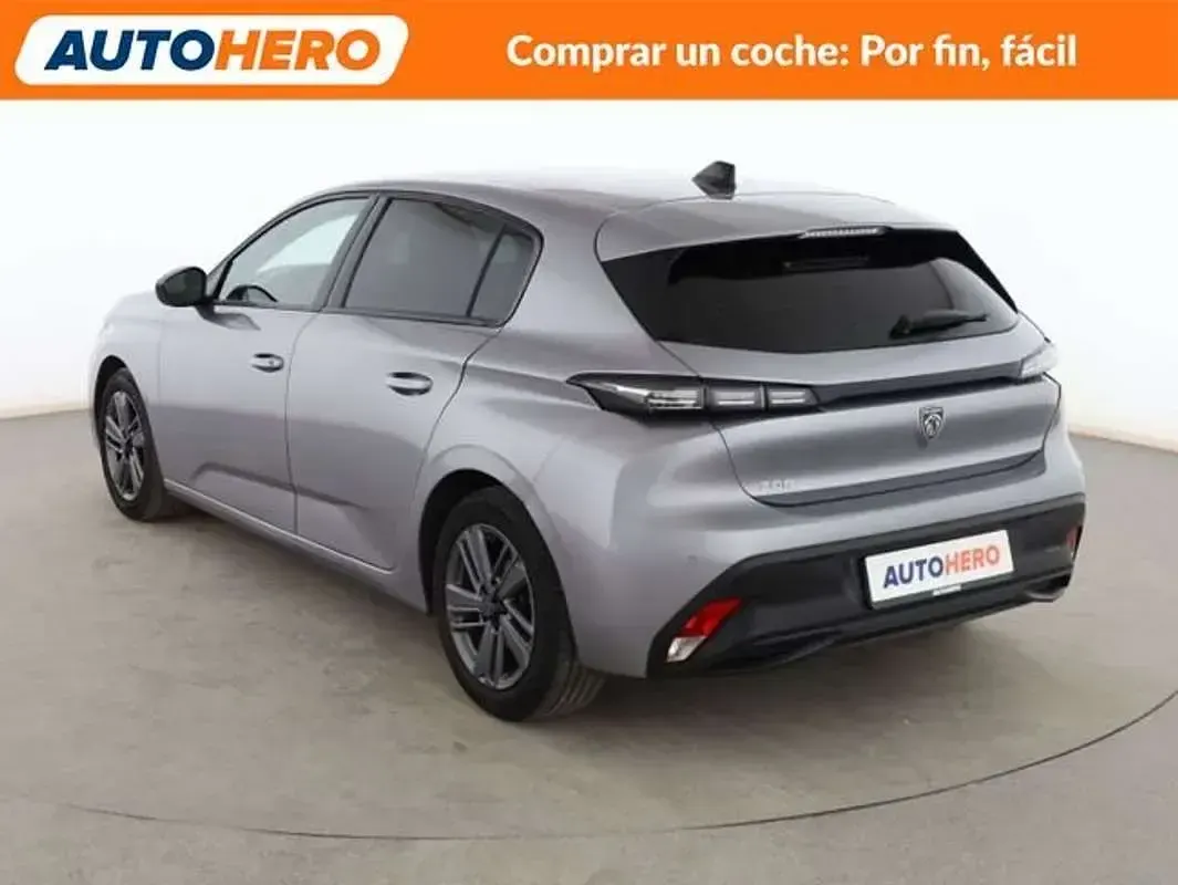 Usado Peugeot 308 Active 131 CV (96 kW) 2023 Gris Utilitario