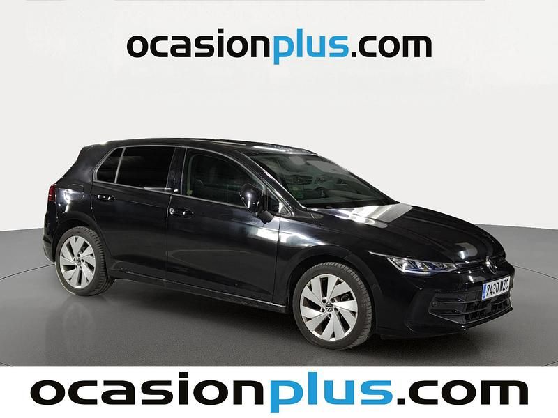 Usado VW Golf VIII 115 CV (84 kW) 2025 Negro Berlina
