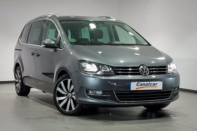 Usado VW Sharan Sportline 150 CV (110 kW) 2017 Gris Monovolumen