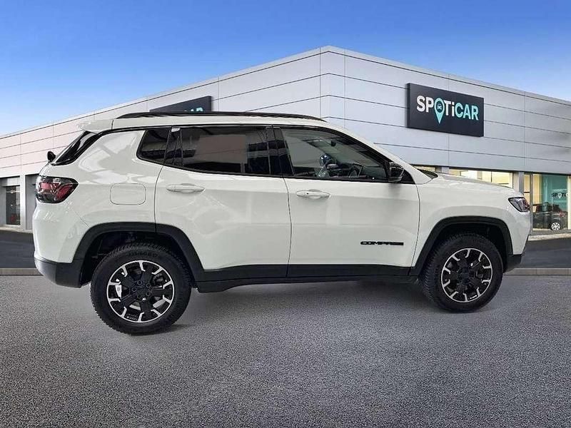 Usado Jeep Compass Limited 190 CV (139 kW) 2023 Gris SUV