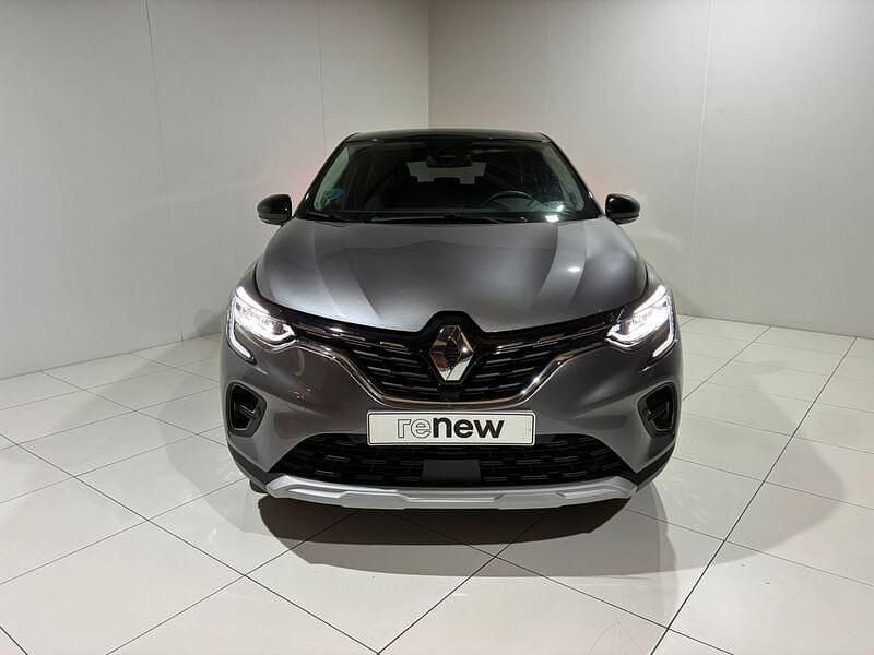 Begagnad Renault Captur Engineered 145 HK (106 kW) 2023 Grå SUV
