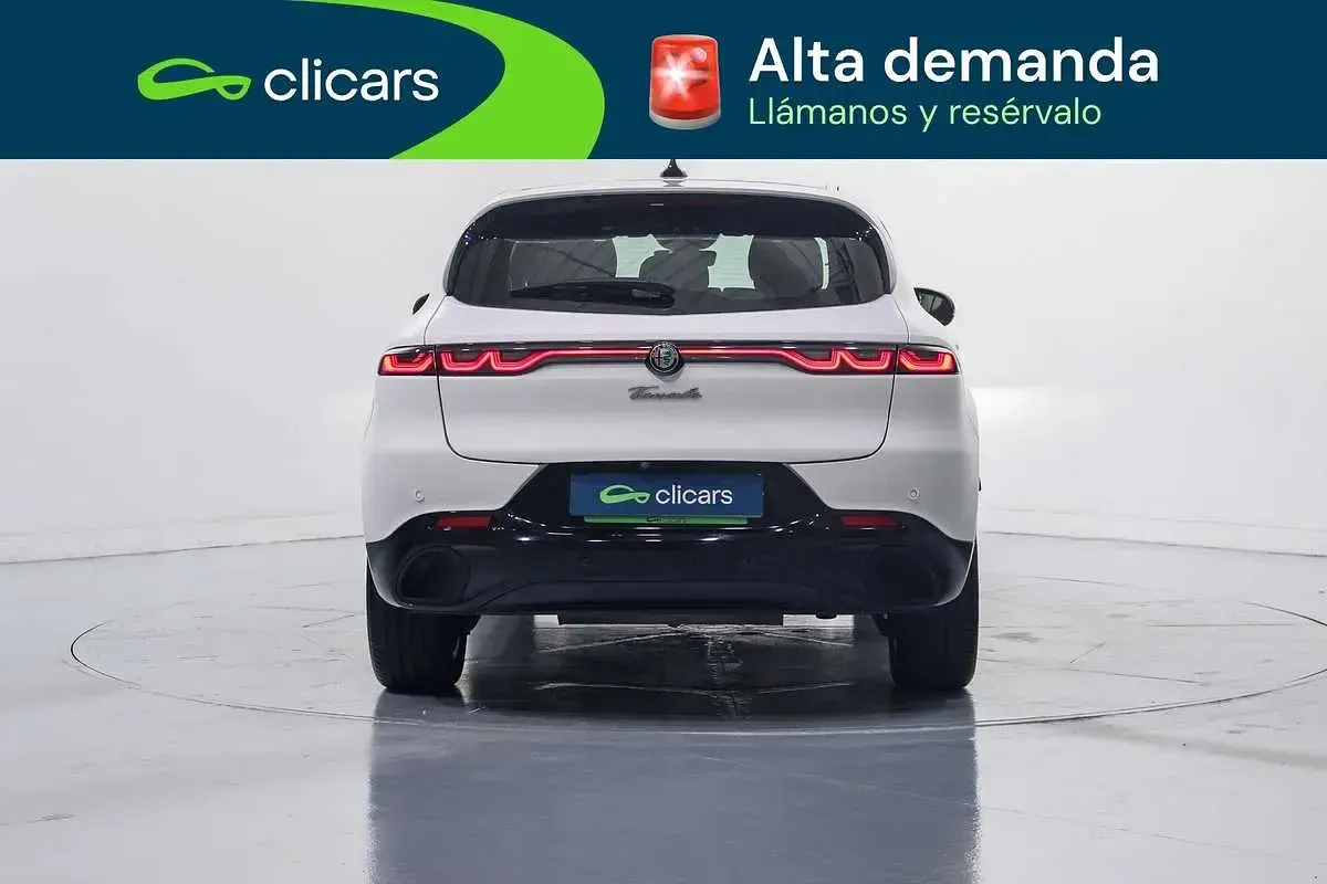 Usado Alfa Romeo Tonale Sprint 160 CV (117 kW) 2025 Blanco SUV