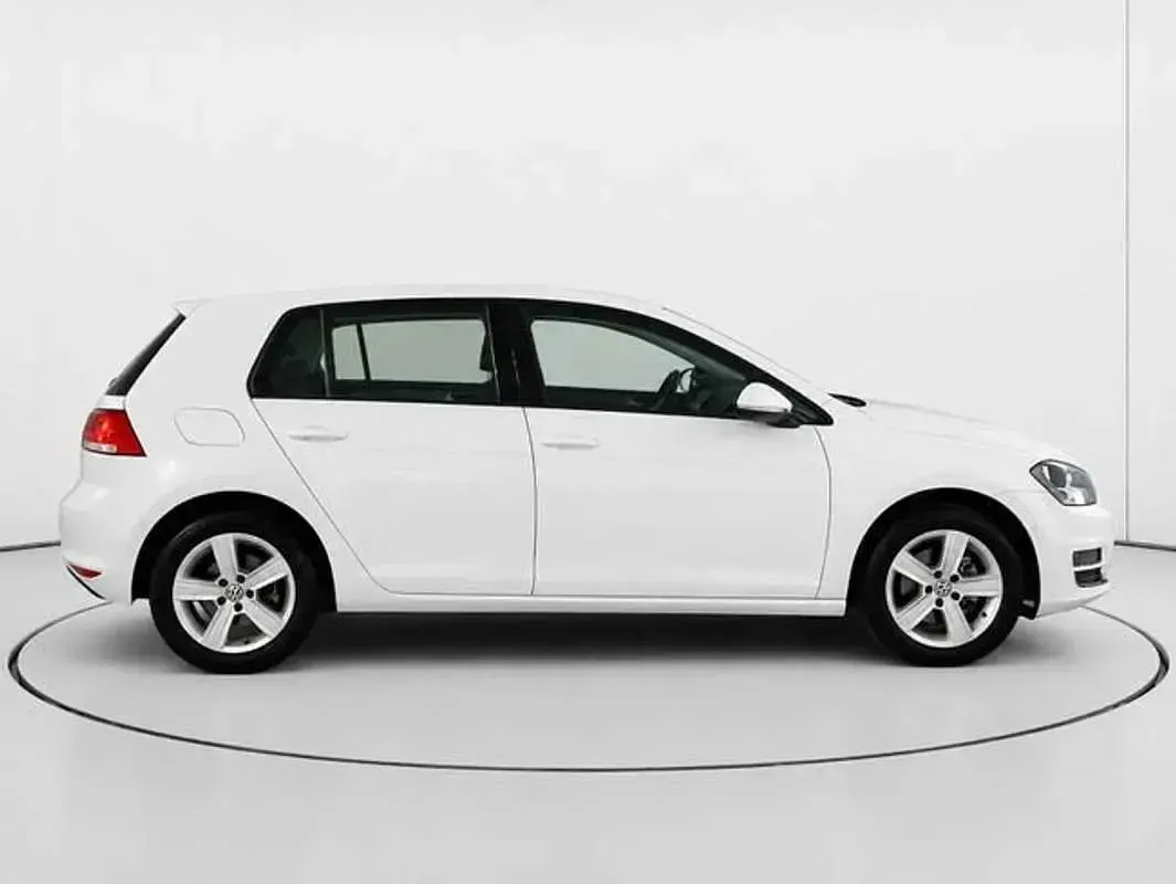 Usado VW Golf VII Advance 122 CV (89 kW) 2013 Blanco Utilitario