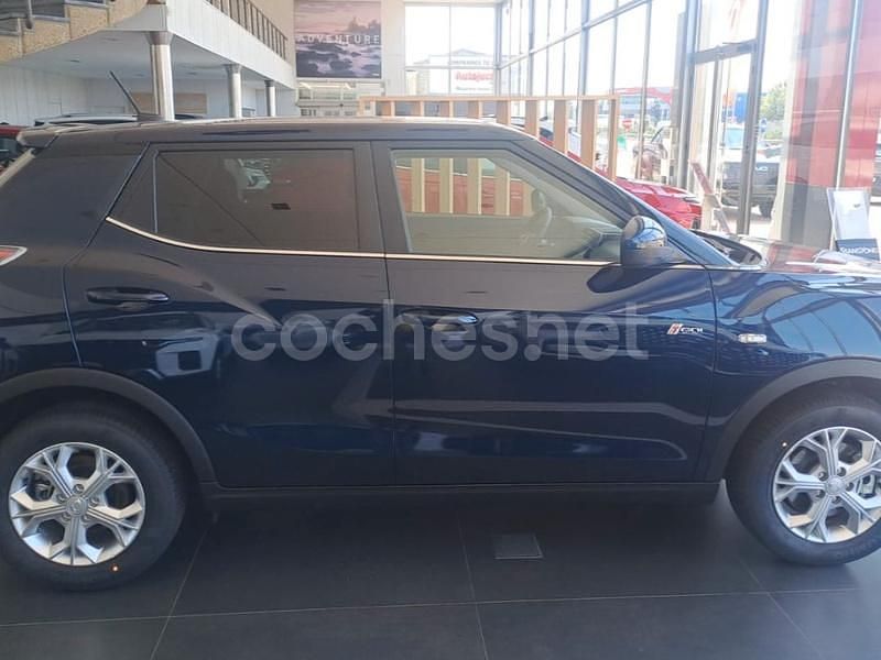Nuevo Ssangyong (KGM) Tivoli 135 CV (99 kW) 2025 Azul SUV