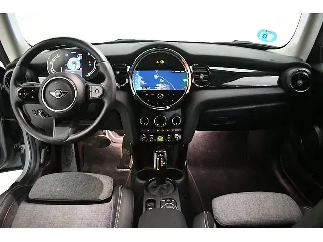 Usado Mini Cooper SE 135 kW (184 CV) 2022 Gris Utilitario