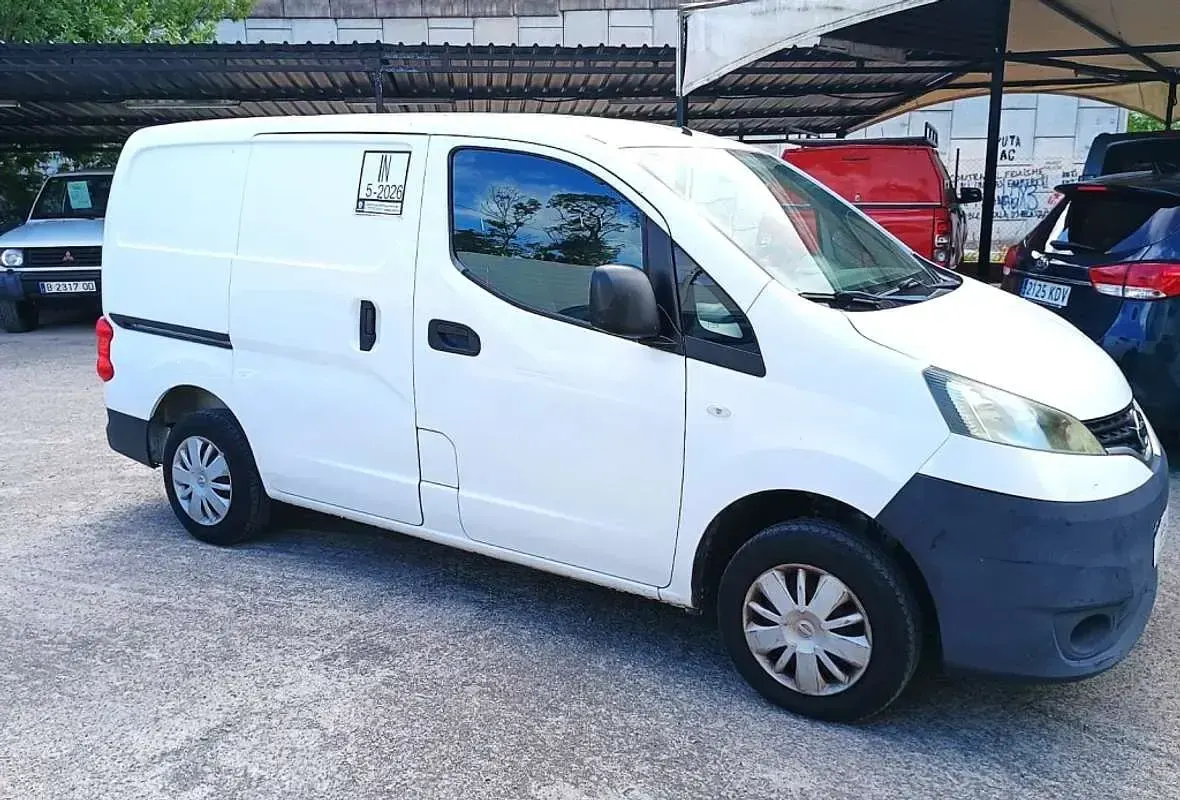 Usado Nissan NV200 86 CV (63 kW) 2011 Blanco Monovolumen