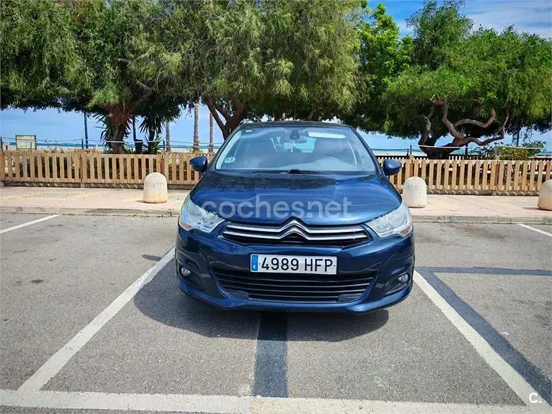 Usado Citroën C4 Seduction 92 CV (67 kW) 2011 Azul Berlina
