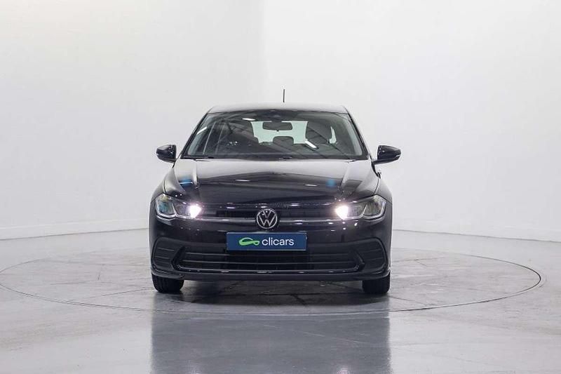 Usado VW Polo Life 95 CV (69 kW) 2022 Negro Utilitario