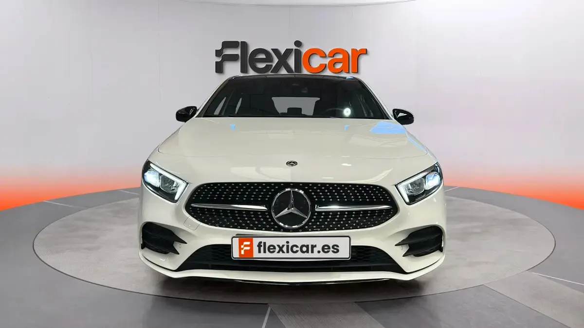 Usado Mercedes A200 150 CV (110 kW) 2019 Blanco Berlina