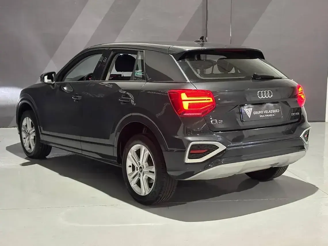 Usado Audi Q2 Advanced 116 CV (85 kW) 2023 Gris SUV