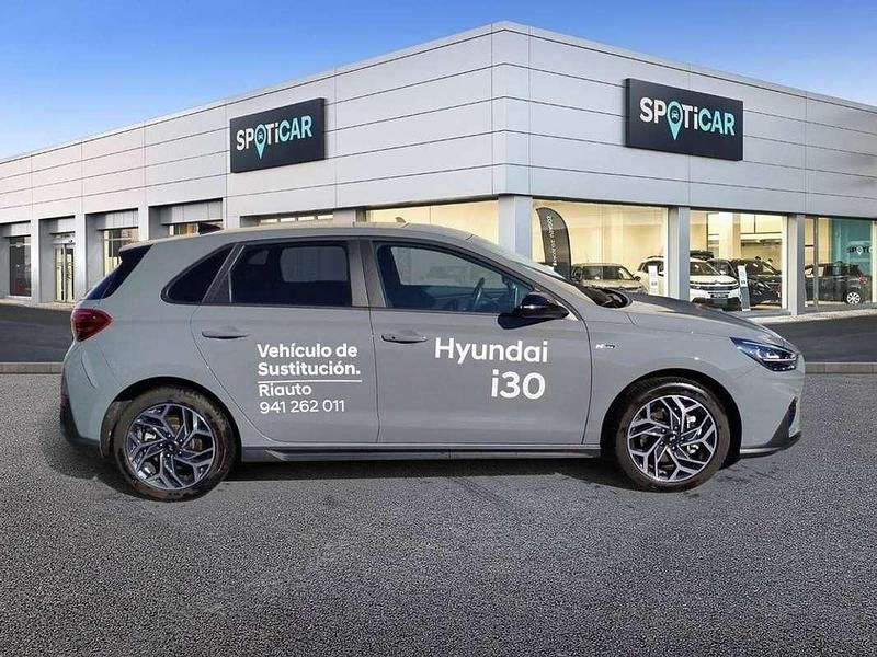 Usado Hyundai i30 N Line 101 CV (74 kW) 2025 Gris Utilitario