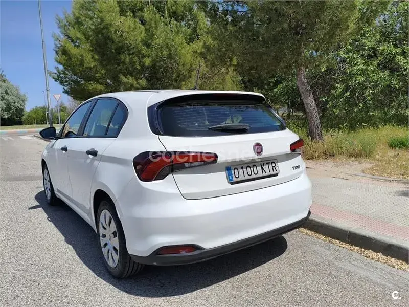 Usado Fiat Tipo 95 CV (69 kW) 2019 Blanco Berlina
