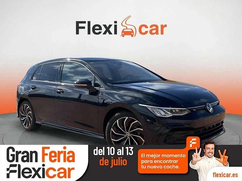 Negro Usado 2022 VW Golf VIII R-line Utilitario | 26.090 € (Caro) - Imagen 1/4