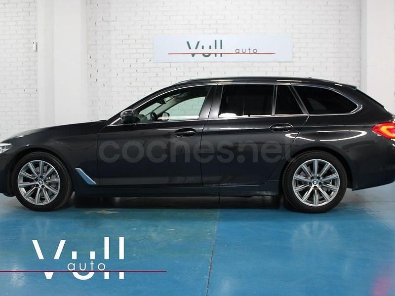 Usado BMW 530 Comfort Edition 265 CV (194 kW) 2019 Gris / plata Familiar