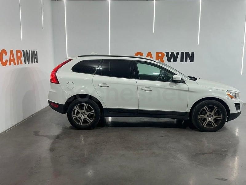 Usado Volvo XC60 Momentum 163 CV (119 kW) 2012 Blanco SUV