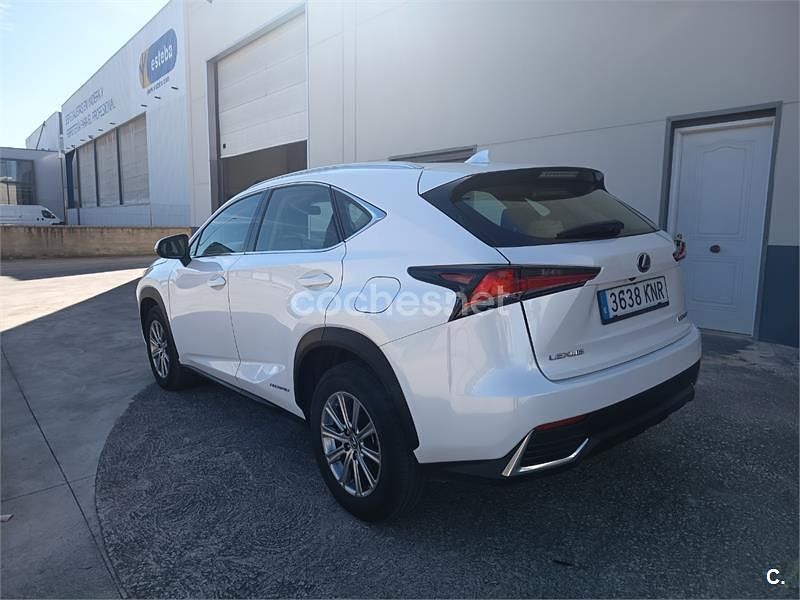 Usado Lexus NX300h Business Edition 197 CV (144 kW) 2018 Blanco SUV