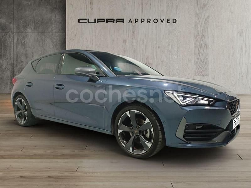 Gris / plata Usado 2024 Cupra Leon Berlina | 26.690 € (Precio justo) - Imagen 1/4