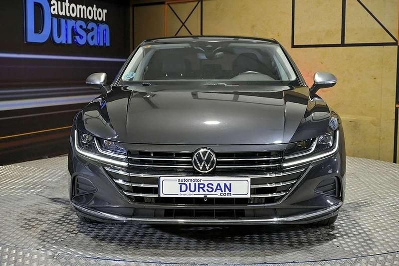 Usado VW Arteon Elegance 150 CV (110 kW) 2021 Gris Coupe