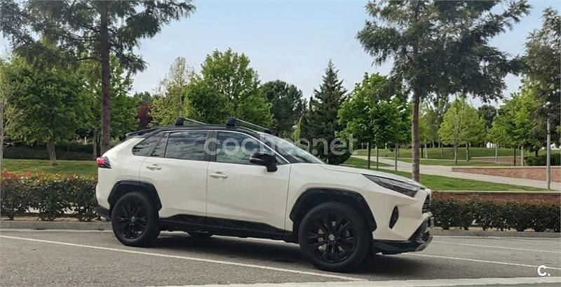 Usado Toyota RAV4 Hybrid Style 218 CV (160 kW) 2022 Blanco SUV