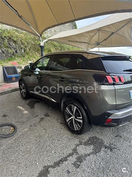 Usado Peugeot 3008 Allure 150 CV (110 kW) 2016 Verde Berlina