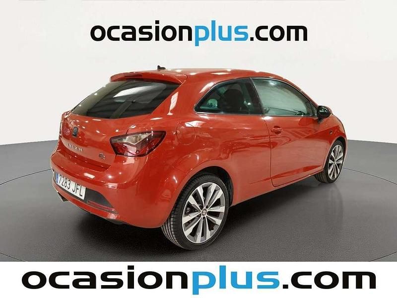 Usado Seat Ibiza SC FR 110 CV (80 kW) 2015 Rojo Utilitario