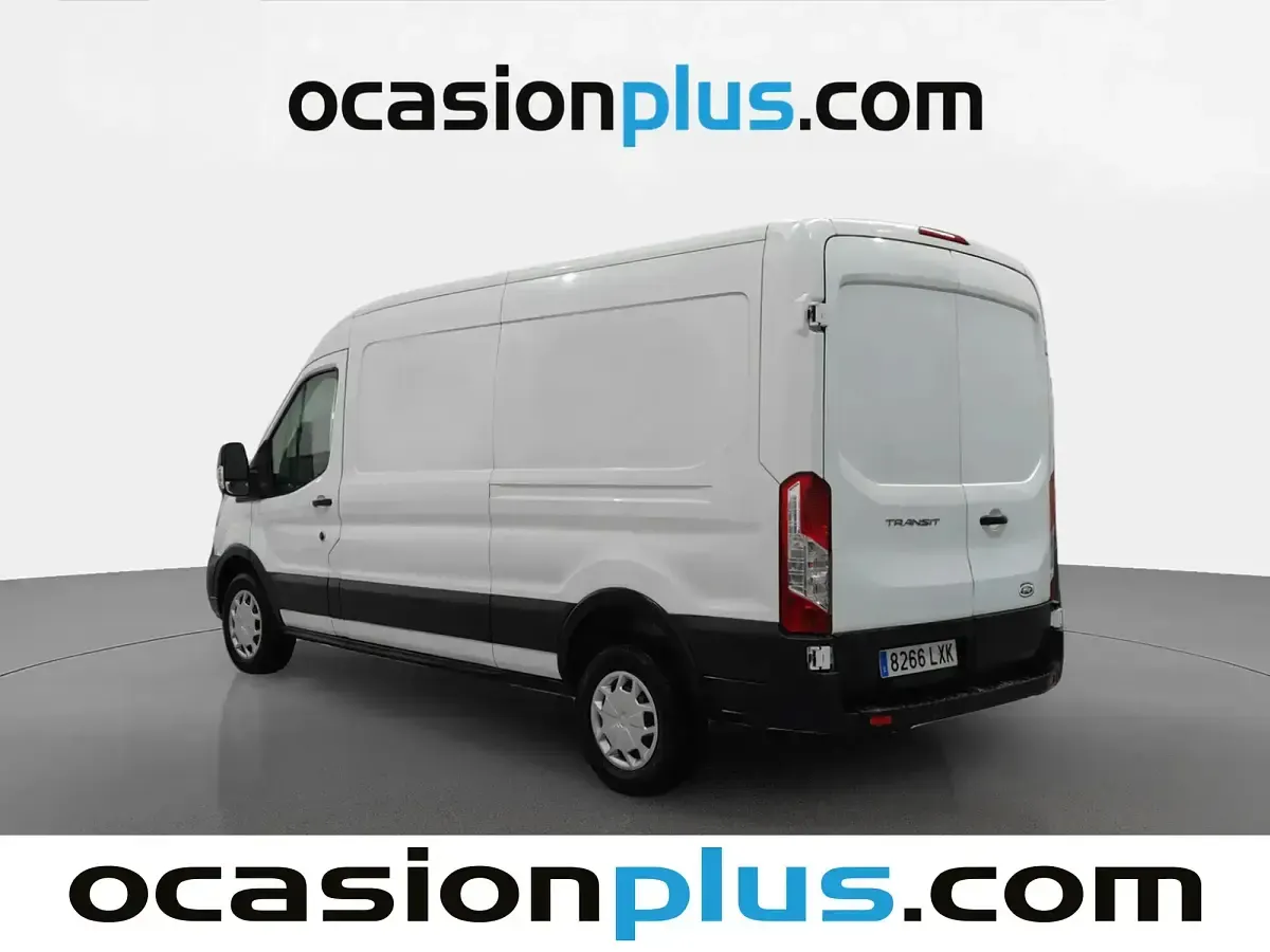 Usado Ford Transit Trend 130 CV (95 kW) 2022 Blanco Berlina