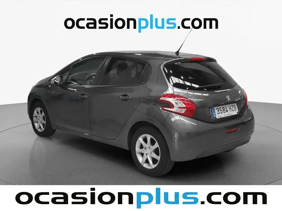 Usado Peugeot 208 Style 68 CV (50 kW) 2014 Gris Utilitario