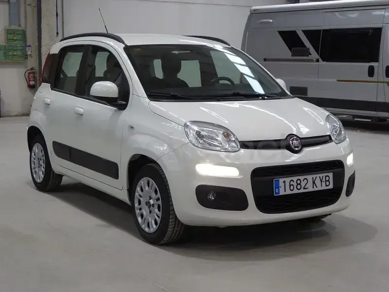 Gebraucht Fiat Panda Lounge 69 PS (50 kW) 2019 Weiß Kleinwagen
