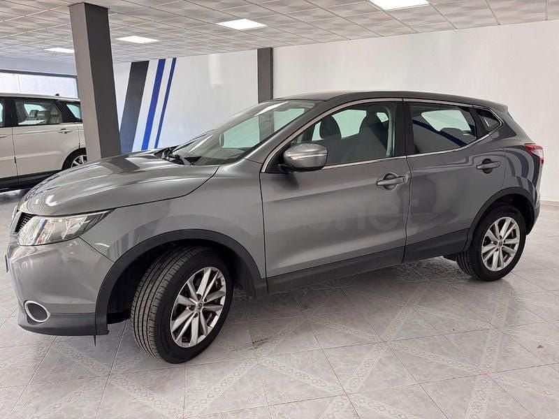 Usado Nissan Qashqai Acenta 110 CV (80 kW) 2014 Gris / plata SUV